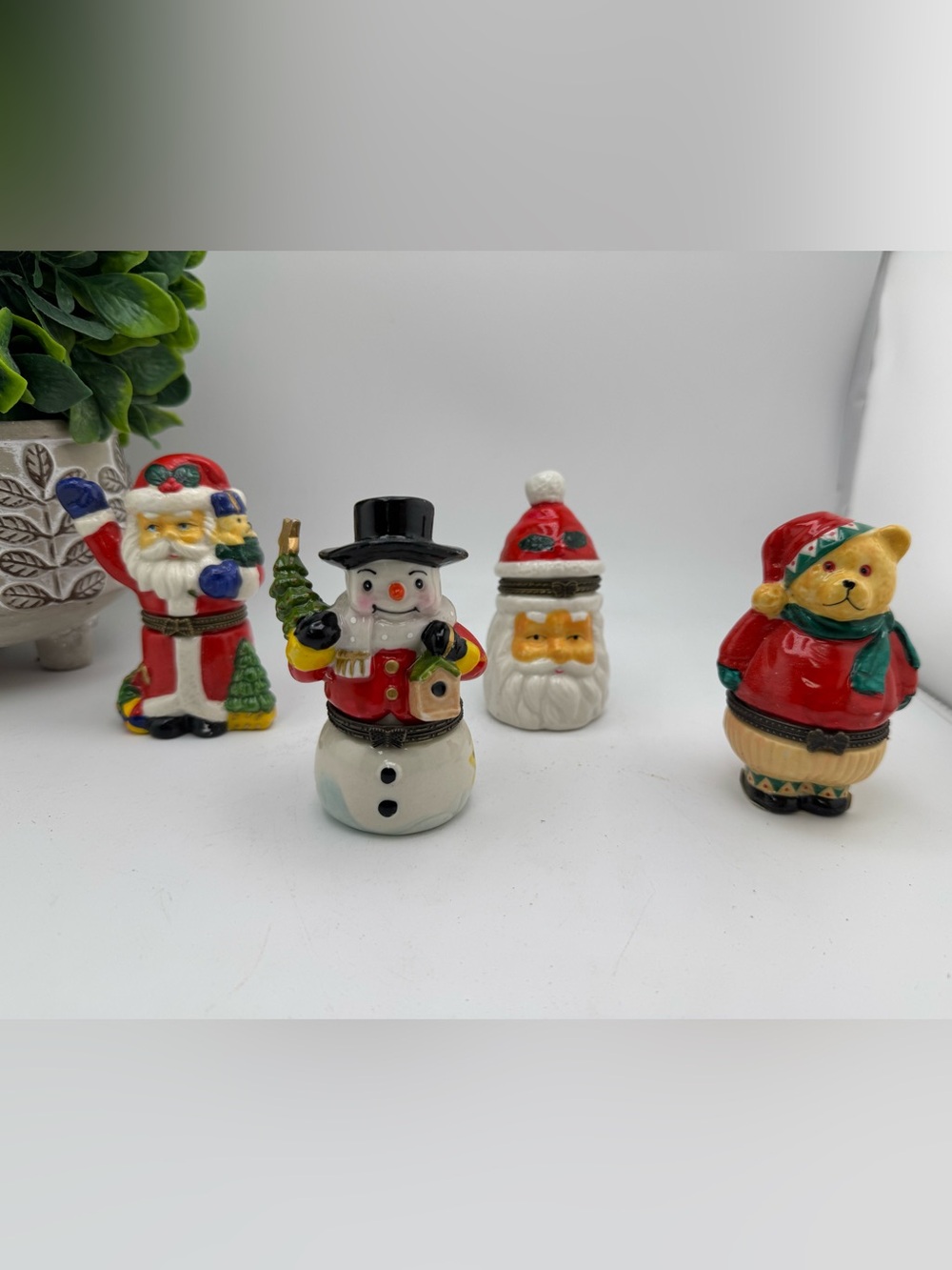 Vintage Darice Mini Porcelain Christmas Hinged Trinket Boxes Set of 4